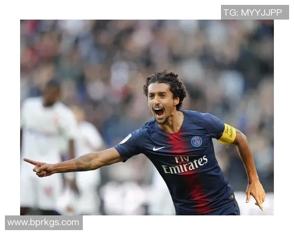 马尔基尼奥斯:从巴西天才到世界顶级后卫的传奇之路